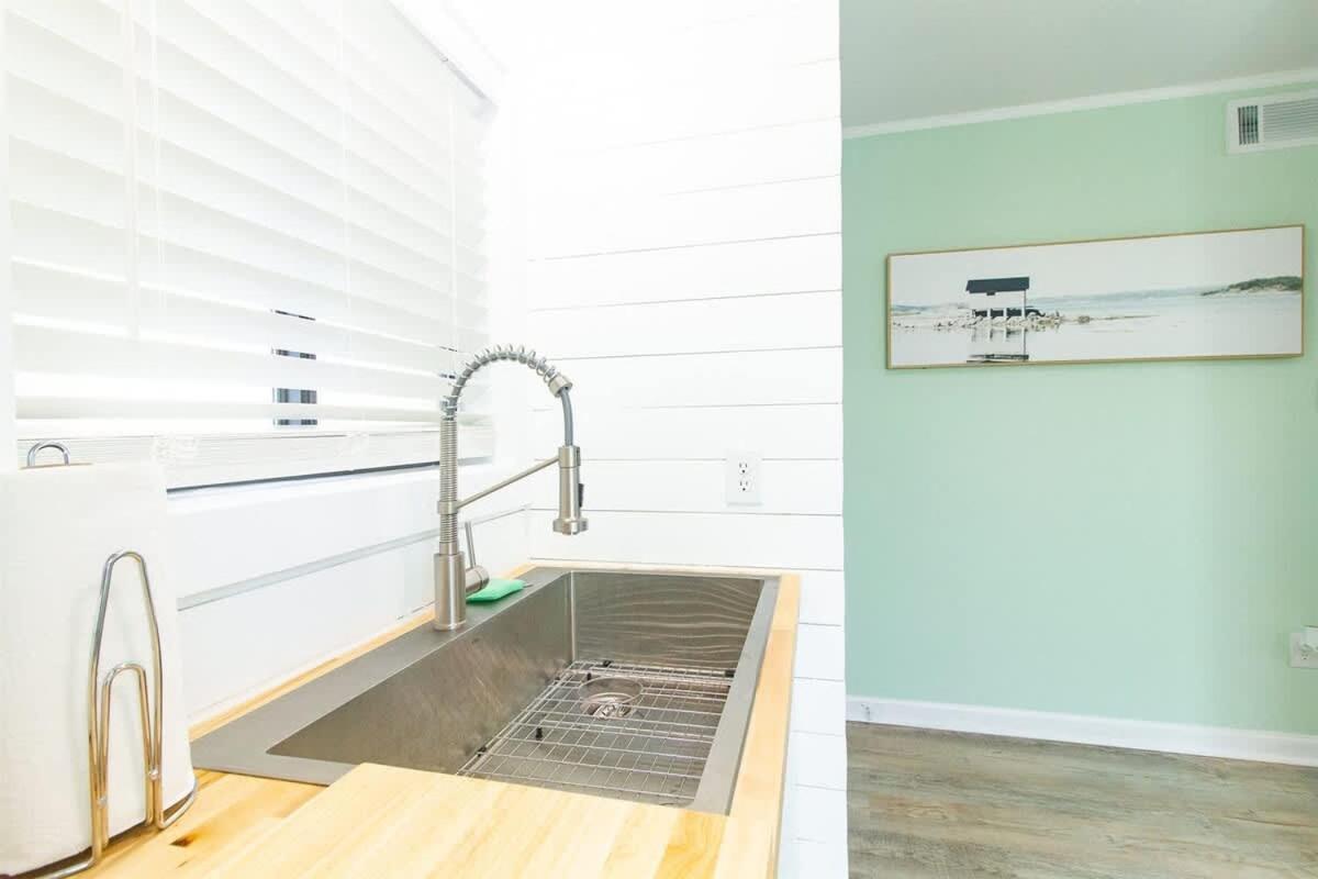 Beach Harbour 16 @ The Carolina Beach Boardwalk - Full Remodel! ภายนอก รูปภาพ